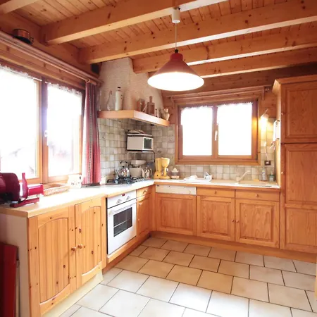 3 Calme, Poele A Bois, Proche Piste Et Village, 6/8 Pers, Garage Et Parking - Fr-1-572-243 Dağ evi *